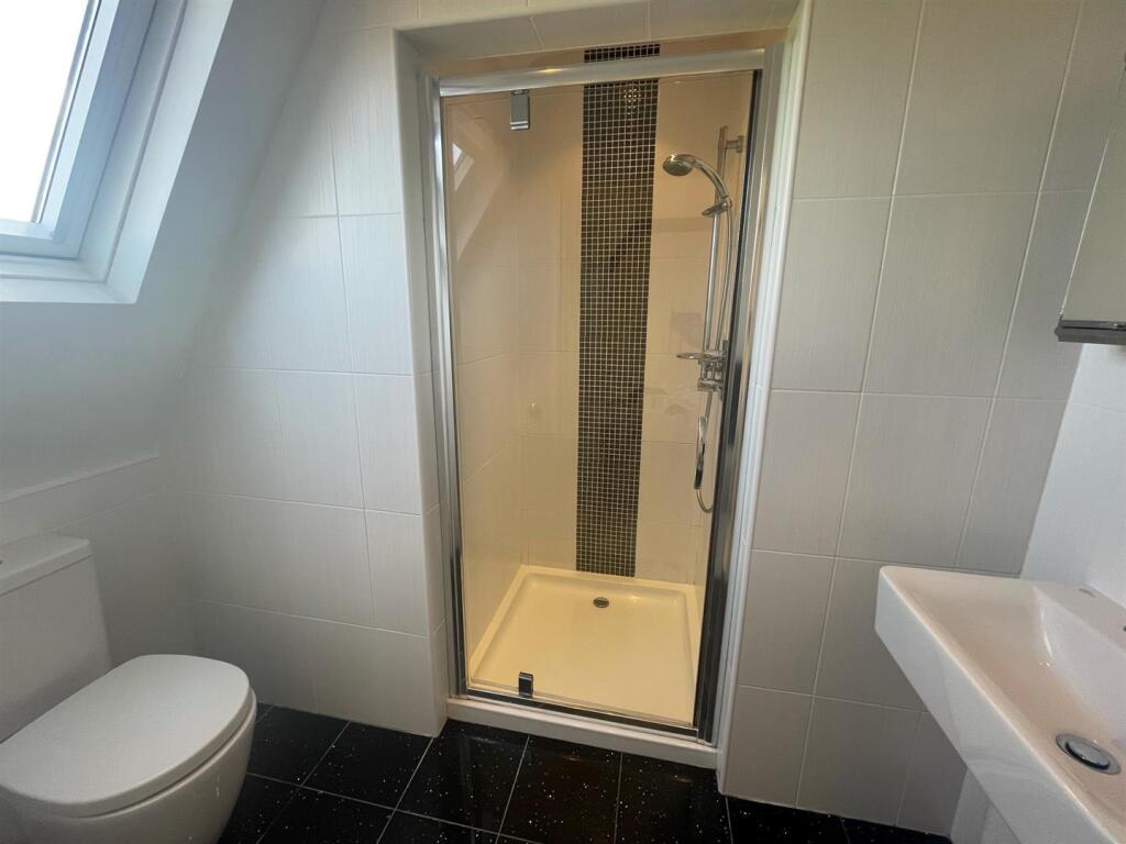 Ensuite Shower Room