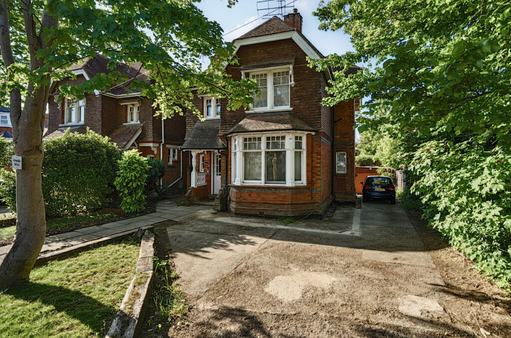 1301755-1-683d578...