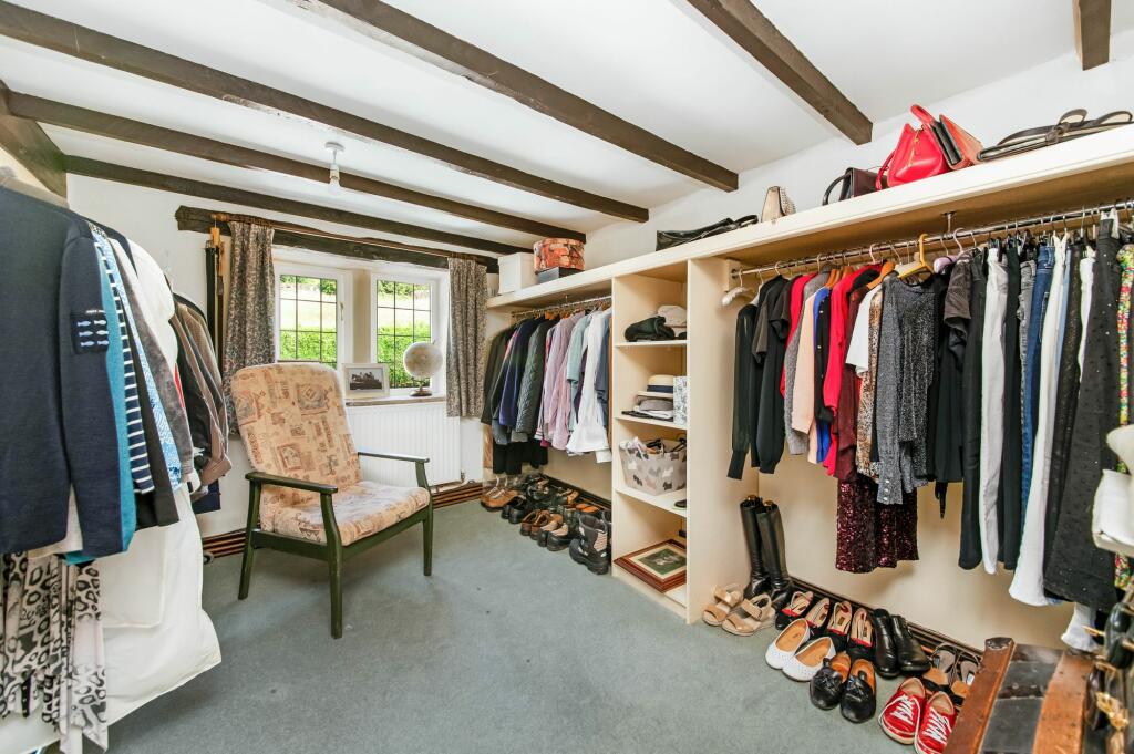 BEDROOM FOUR / DRESSING ROOM