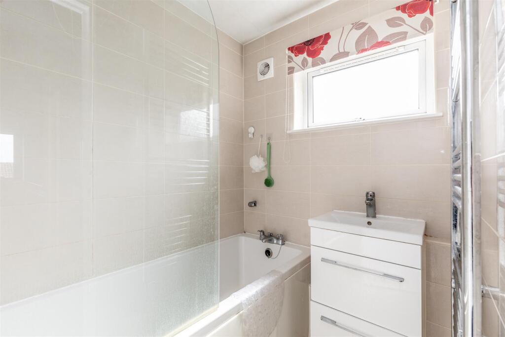 Grasmere Close, Westbury on Trym Bathroom.jpg