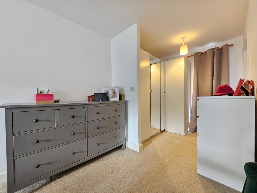 Mater Bedroom 2.jpg