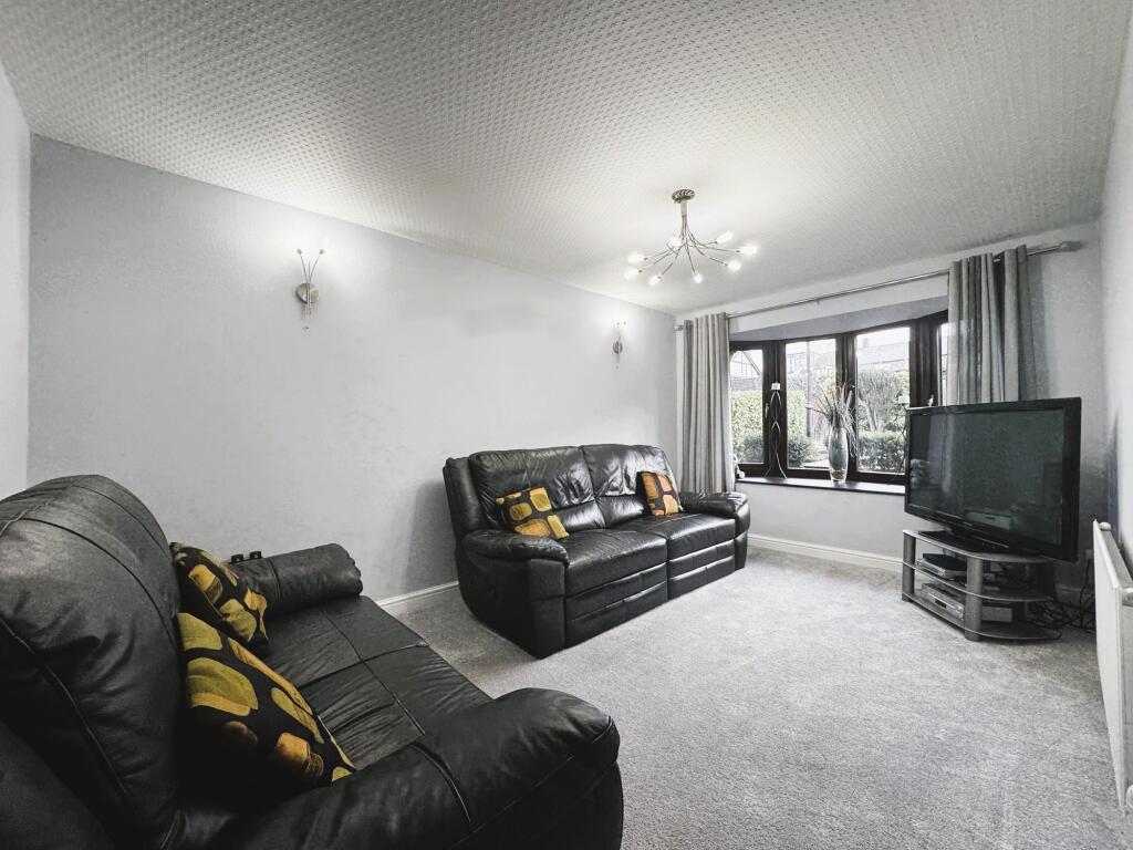 2nd Lounge/Family Room