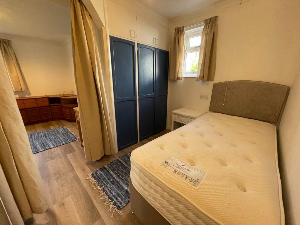 Bedroom Area 2