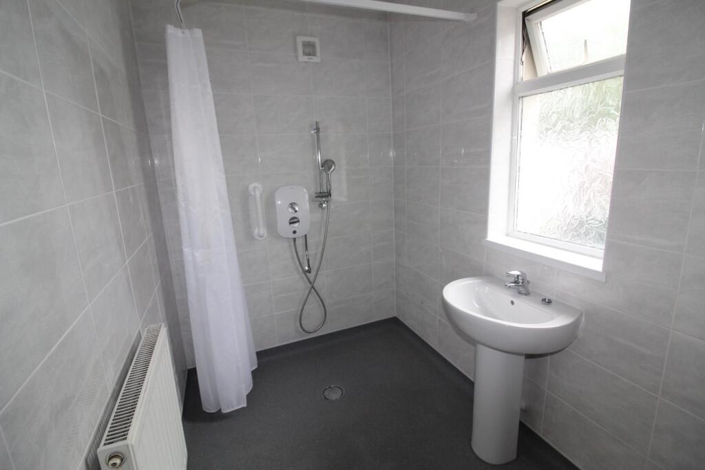 WET ROOM