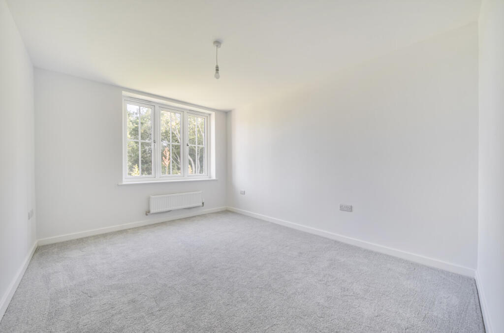 1348869-20-68bea6...