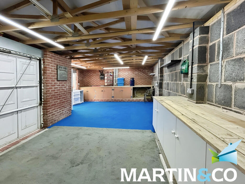 3615c6ec-IMG-2025...