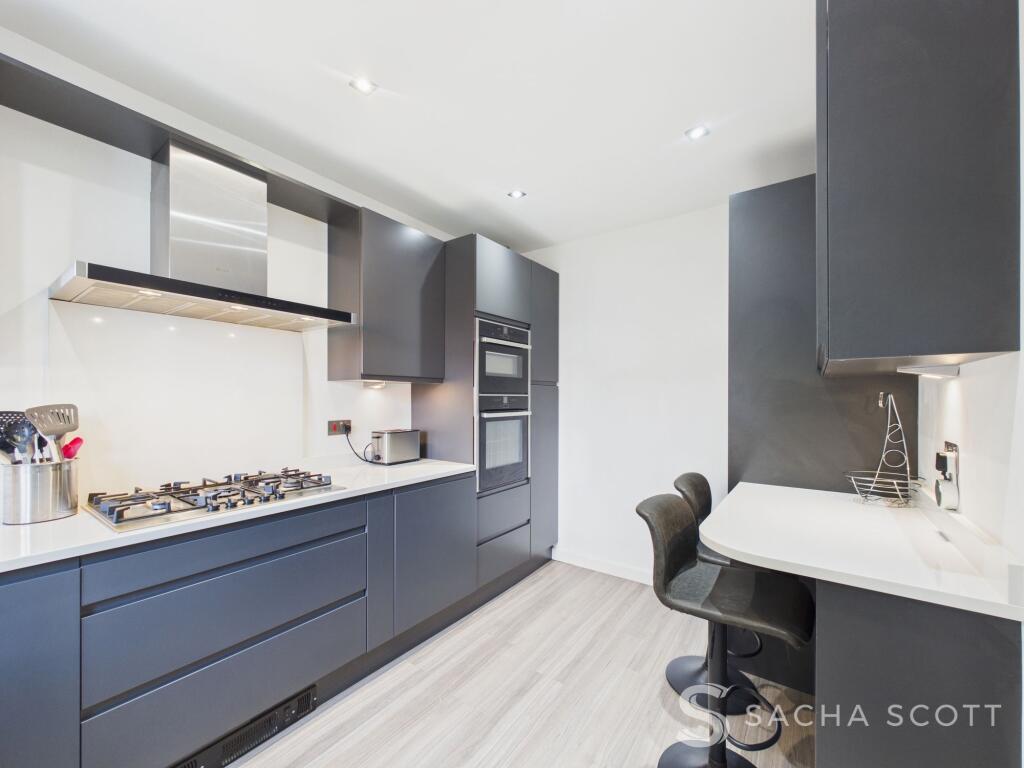 Kitchen / Breakfast Room