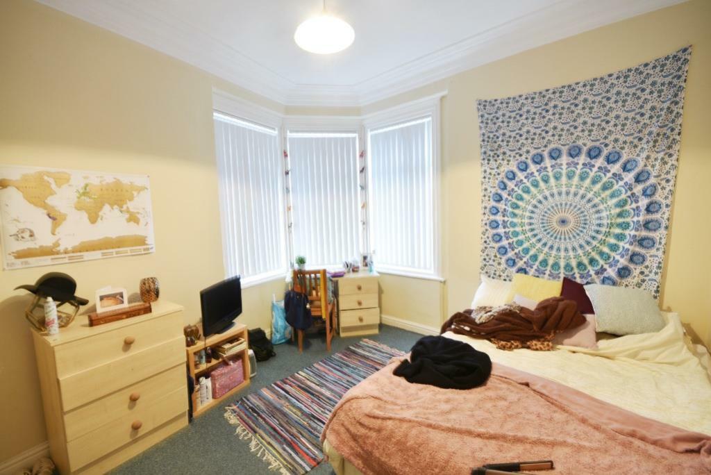 4 Wolseley Gardens3