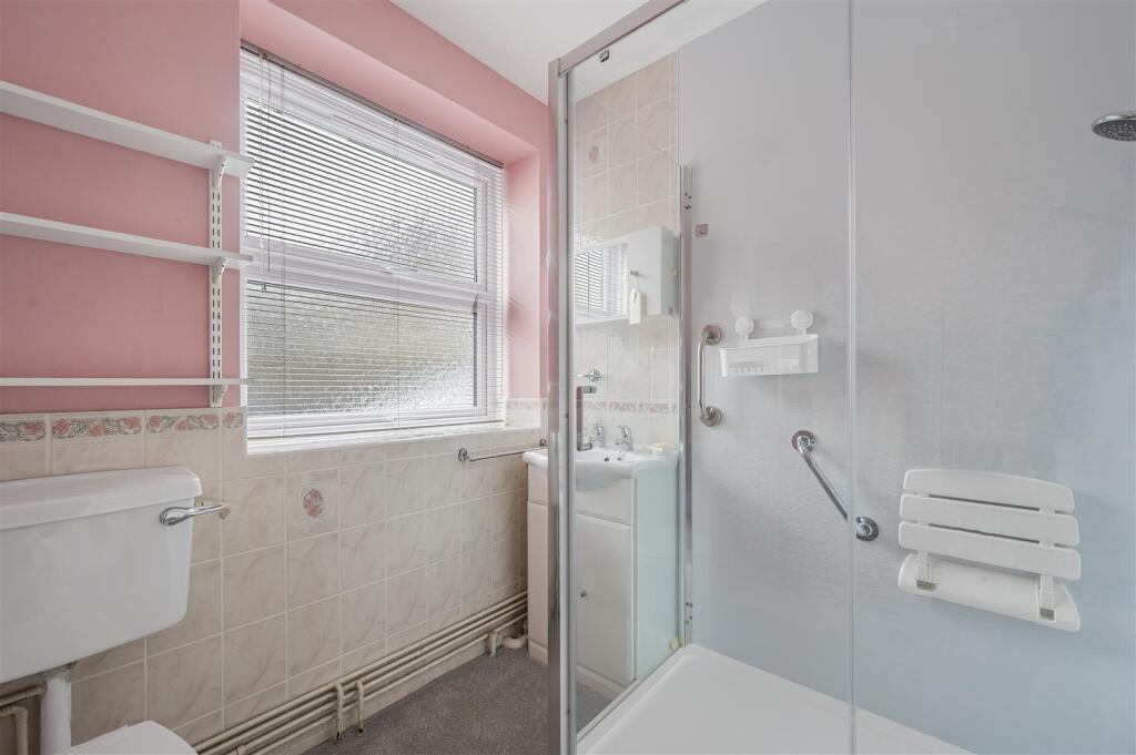 Shower/WC