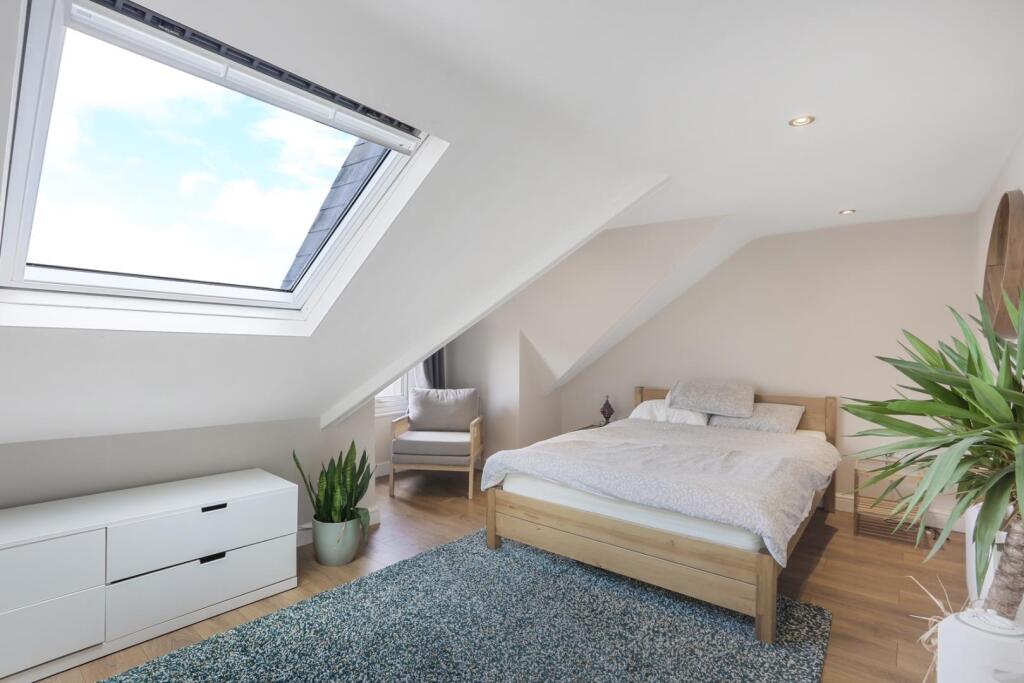 1529102328 - 40b Tritton Road, SE21 - 23.jpg