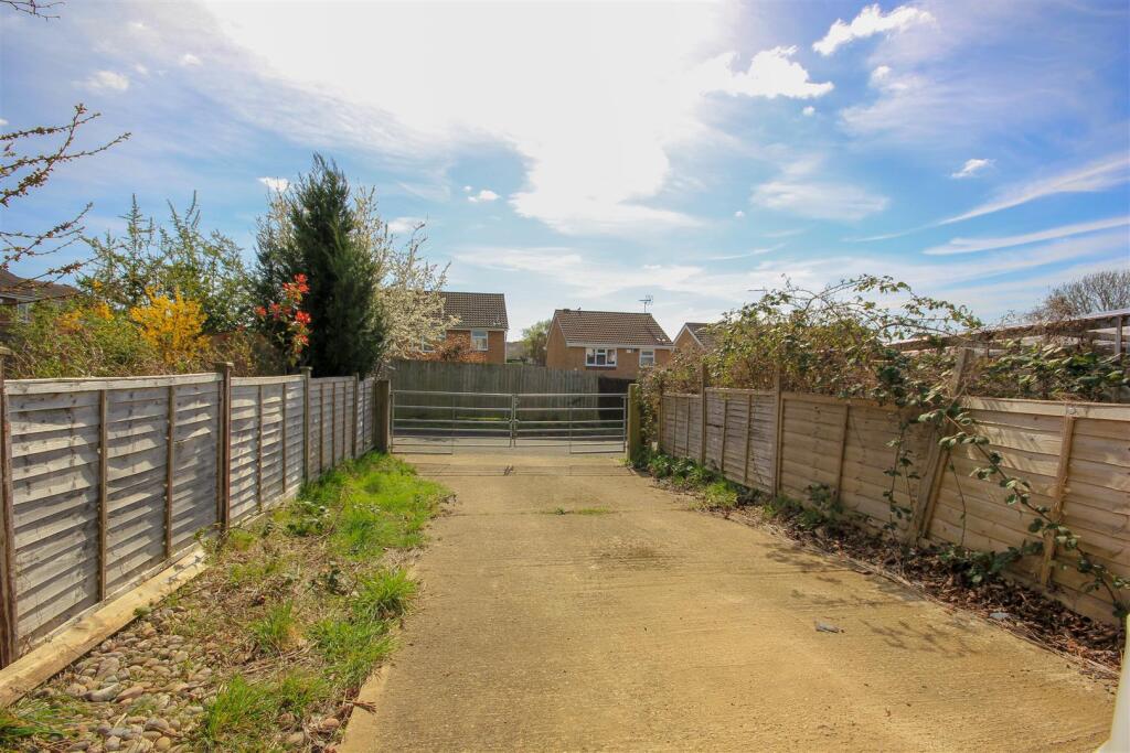 Off Road Parking.jpg