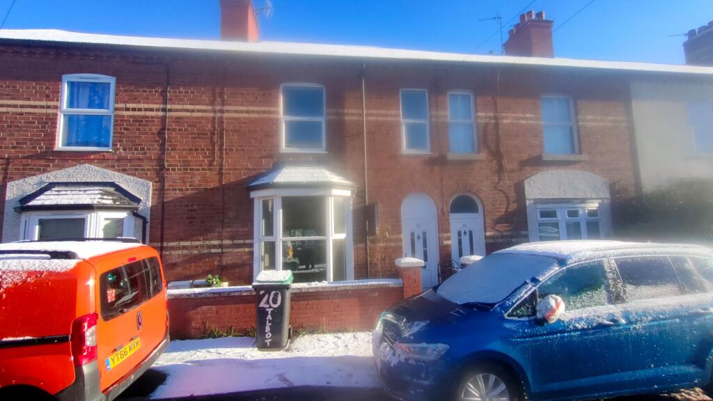 Talbot Road, Wrexham, LL13