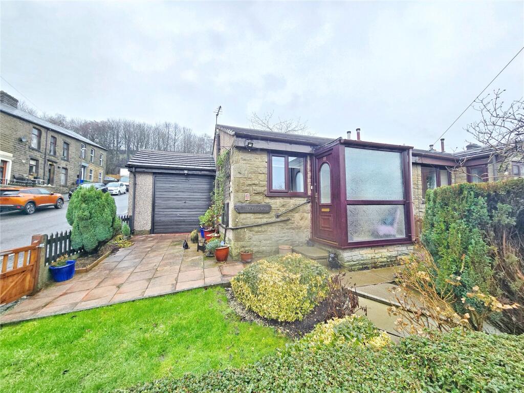 Front Garden &amp; Drive