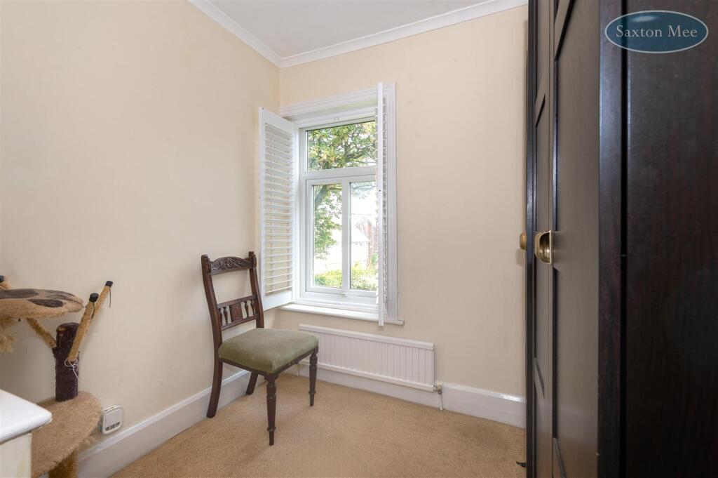 POT HOUSE - bedroom 2 381.jpg