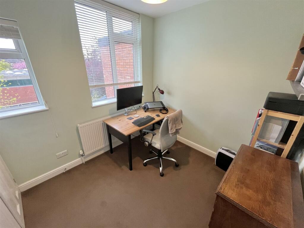 Bedroom 2.jpg