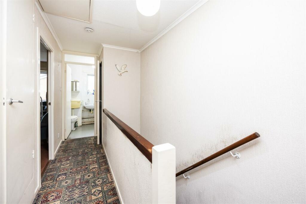 24 Talbot Road_17 copy.jpg