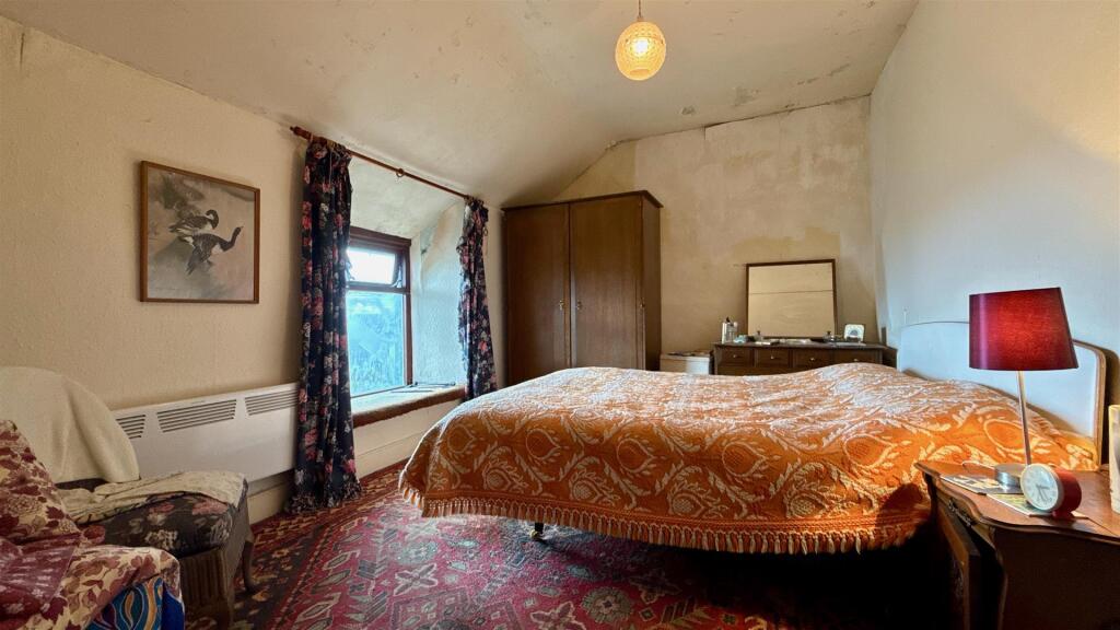 bed 1