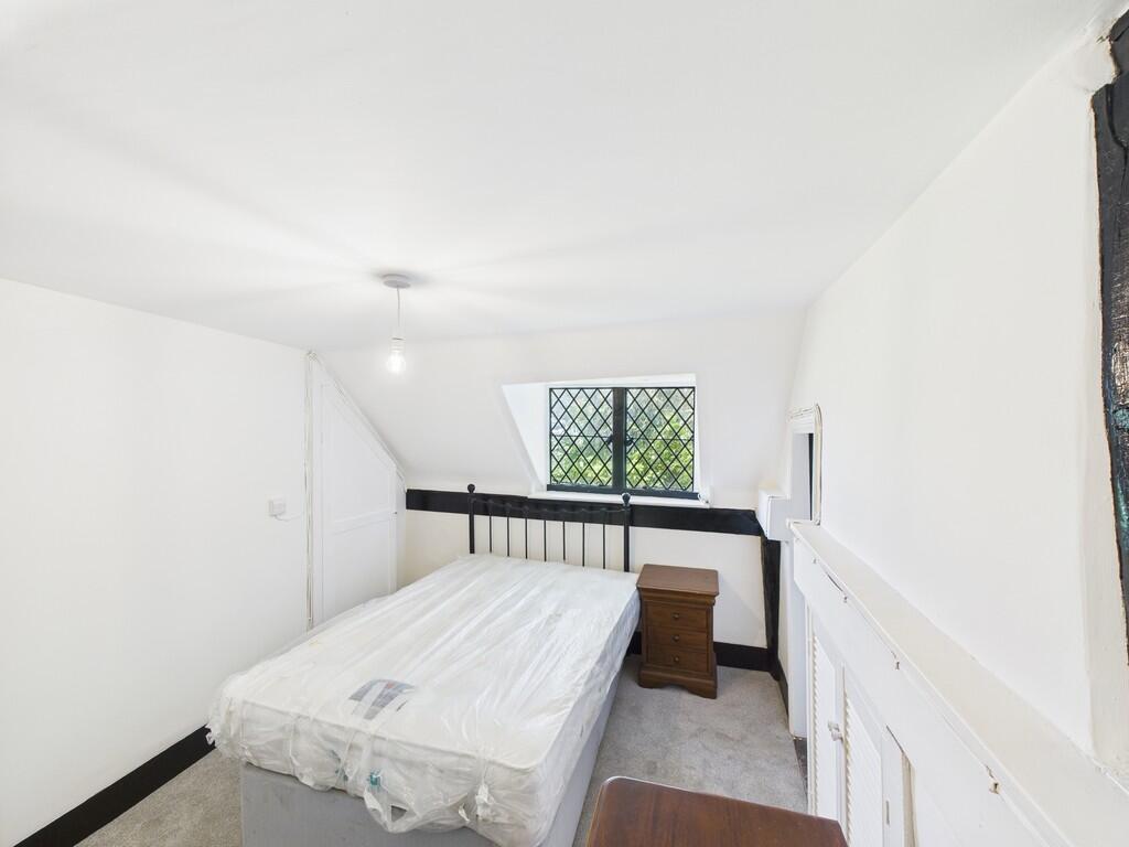 CAM04018G0-PR0258...