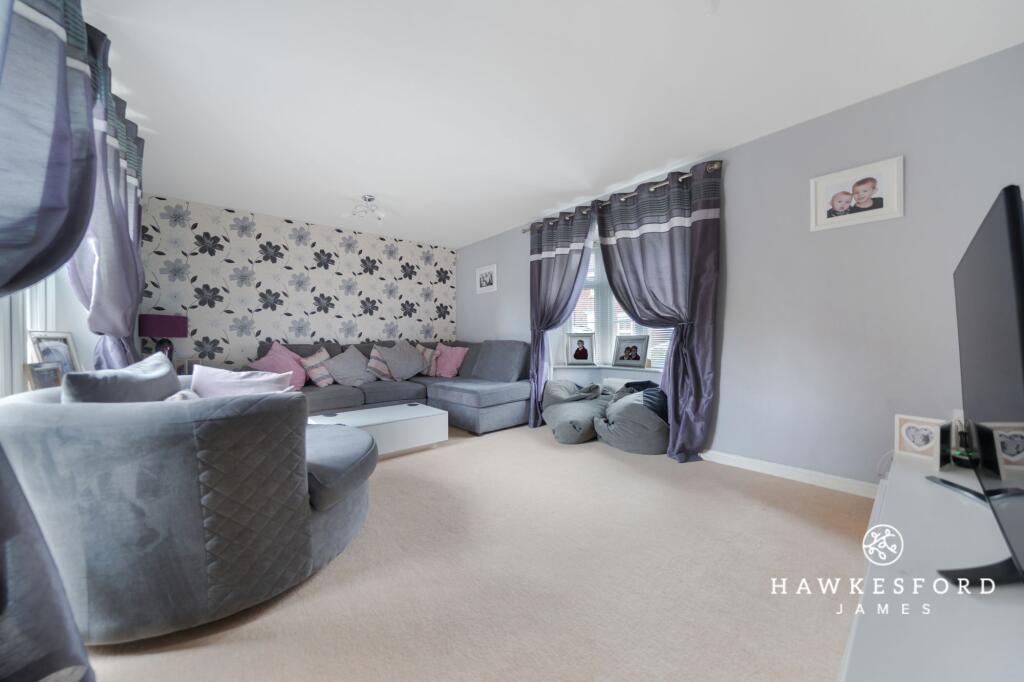 Monarch Drive, Sittingbourne - Lounge