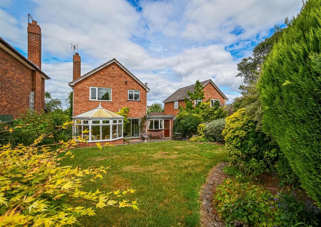 12 Rosemount Gardens-22.jpg