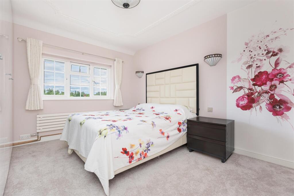 75 Bedford Road-2.jpg