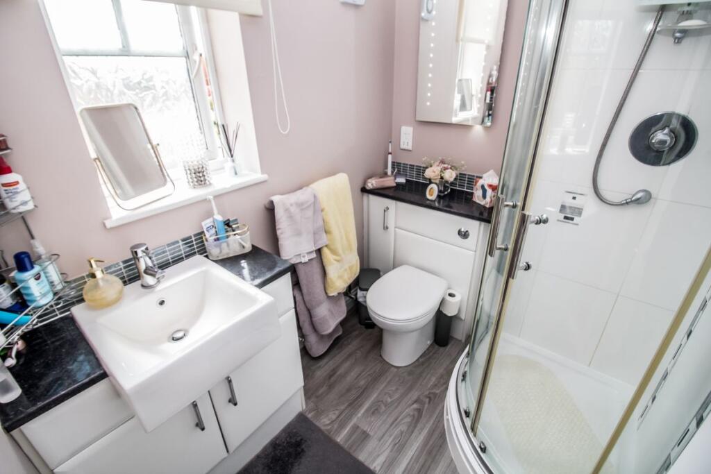 En-suite. 