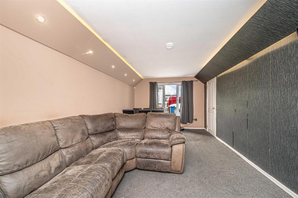 untitled (6 of 1).JPG