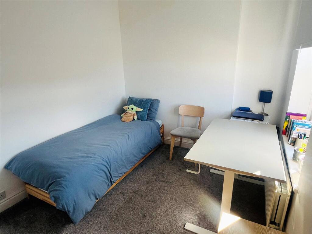 2nd Bedroom