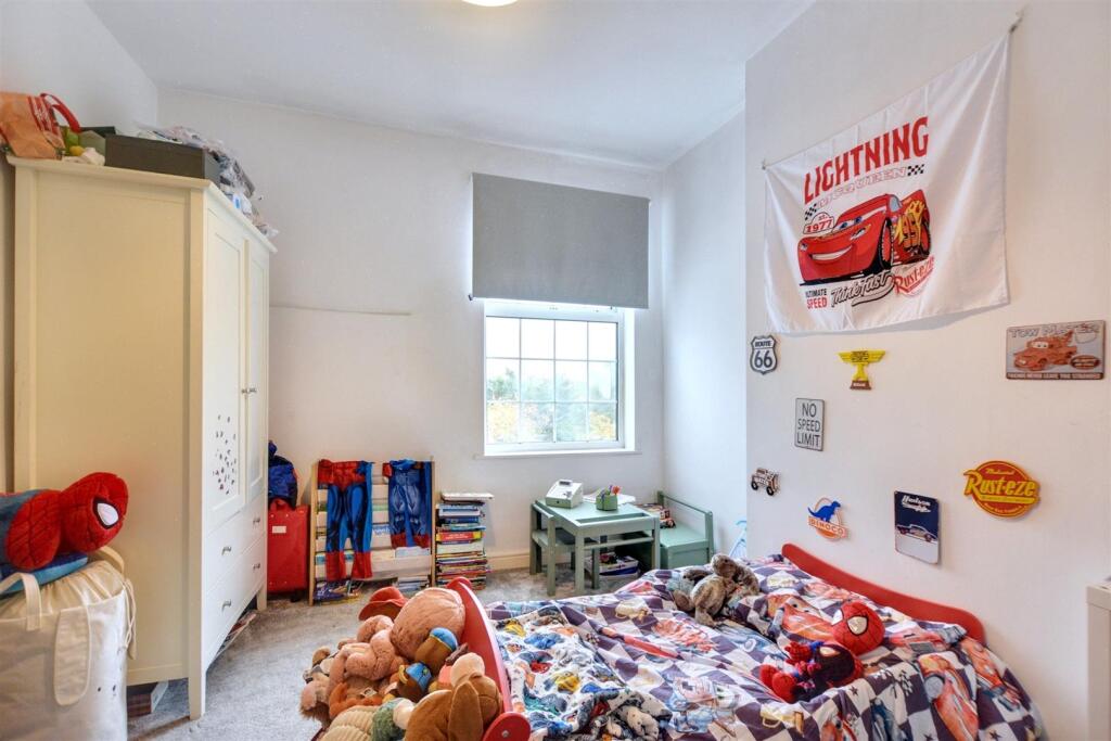 Bedroom 2_1.jpeg
