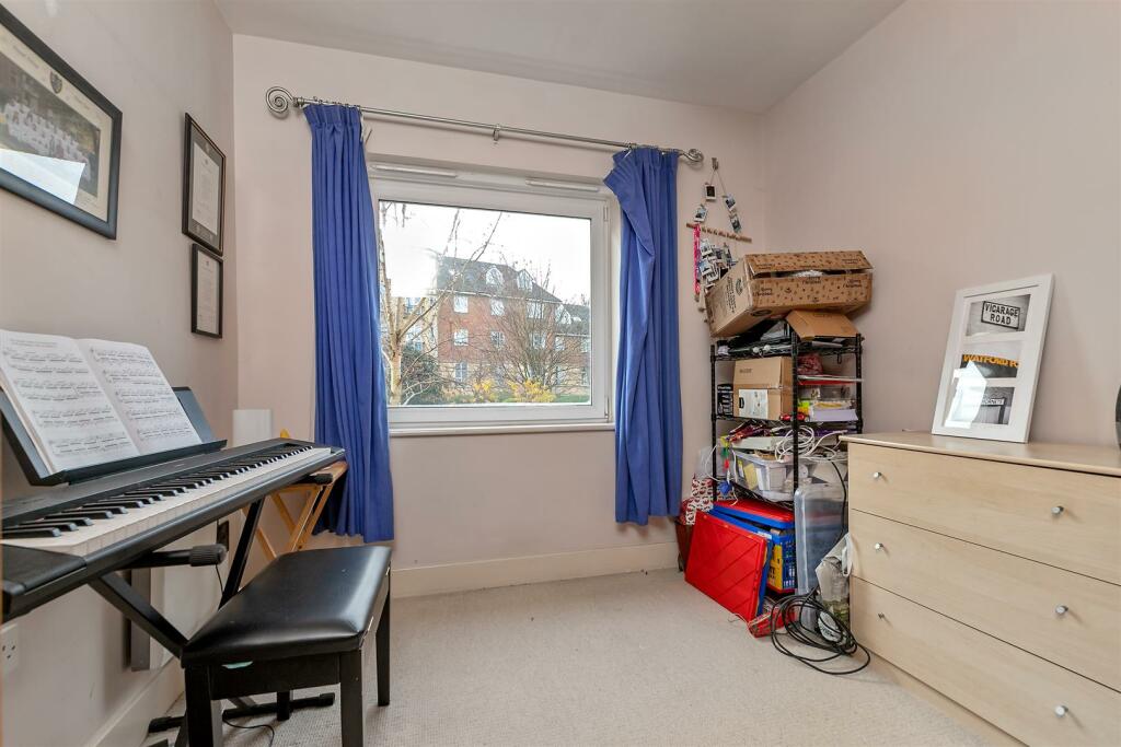 7CenturionCourt-25.jpg