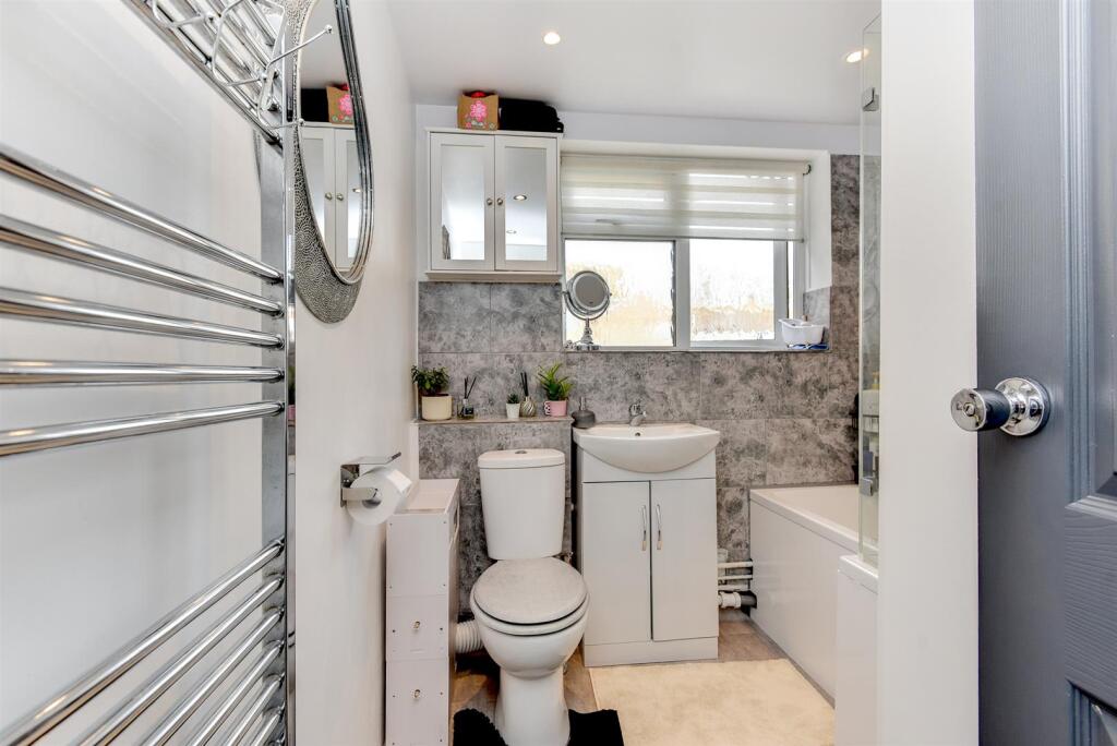 38Meadway-14.jpg