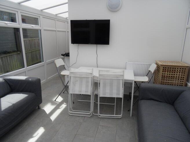 upper-court-road-kt19-8rd-934478