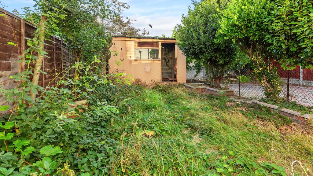 7 Canonsleigh Road, Dagenham, RM9 4DJ