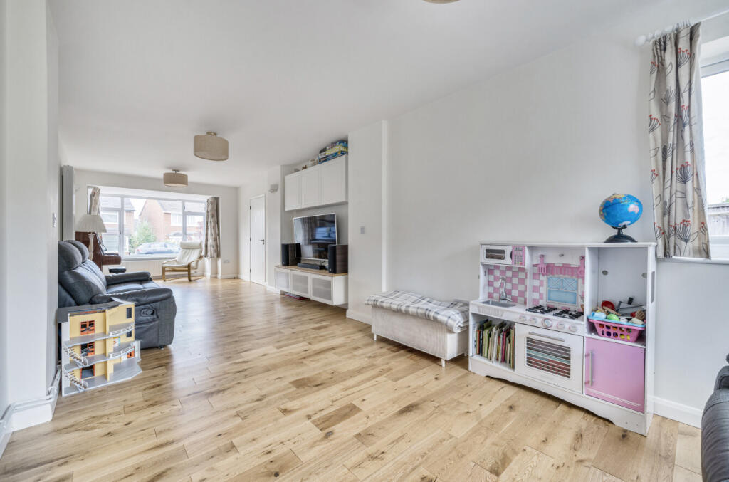 1315474-5-685e7f3...