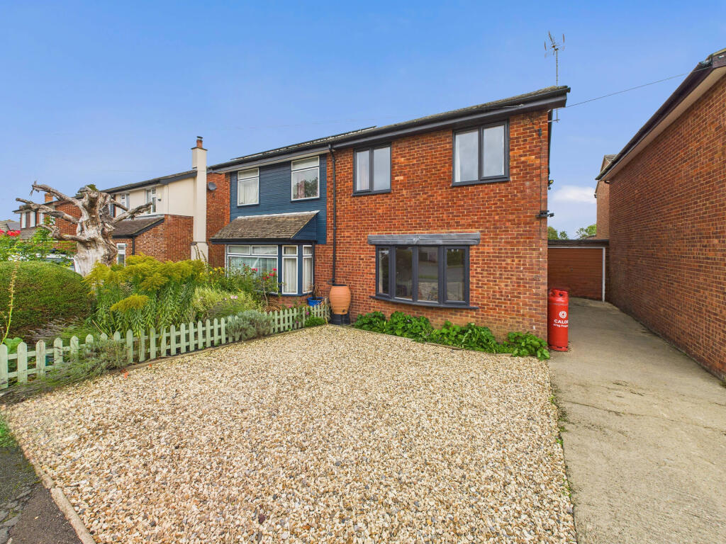 CAM02909G0-PR0485-STILL004