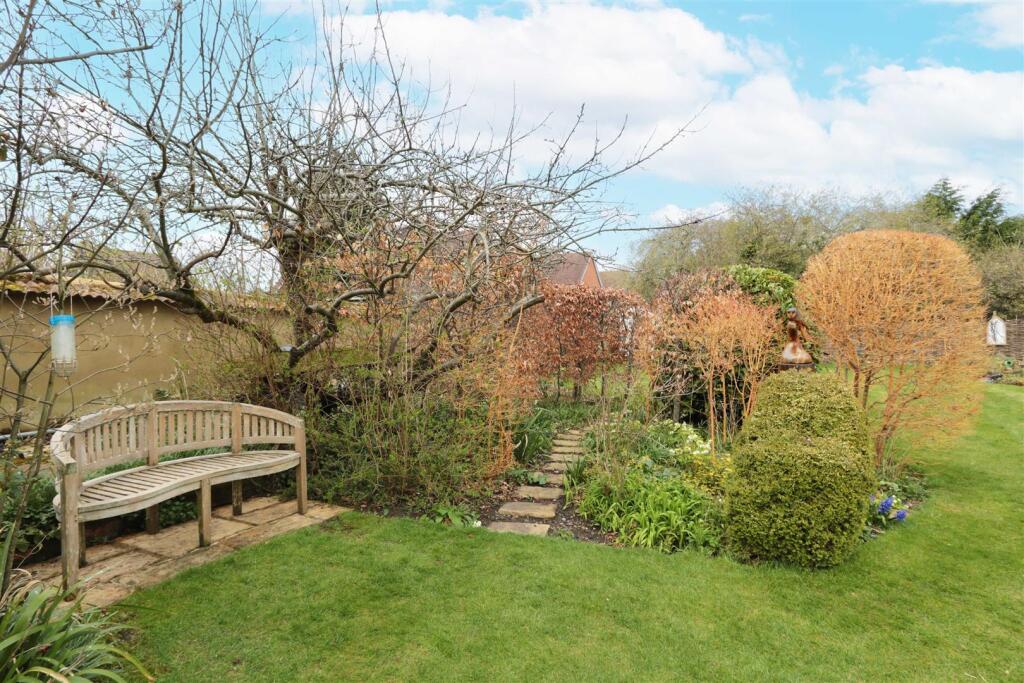 Garden1.jpg