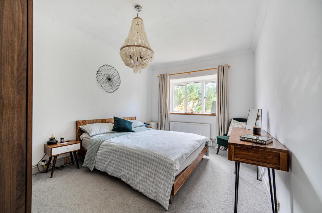 1318230-12-685ecd...