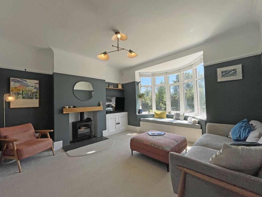 Eggbuckland Road 115 Lounge 2...jpg