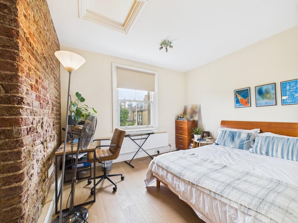 CAM03519G0-PR0337...