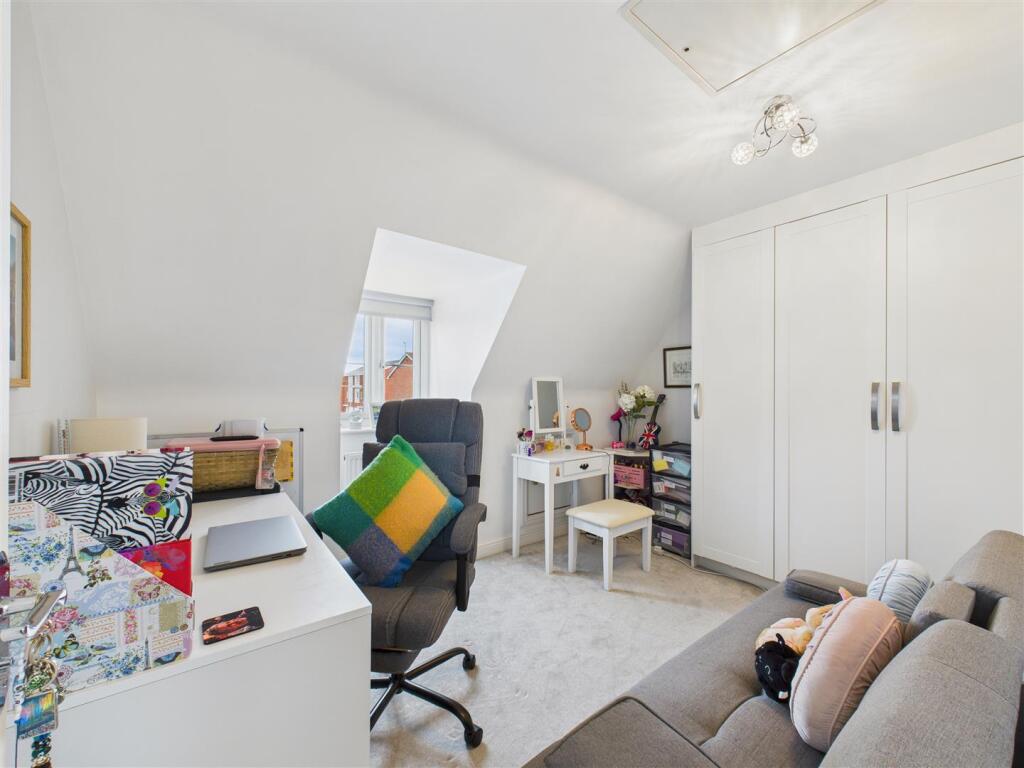 Bedroom 5