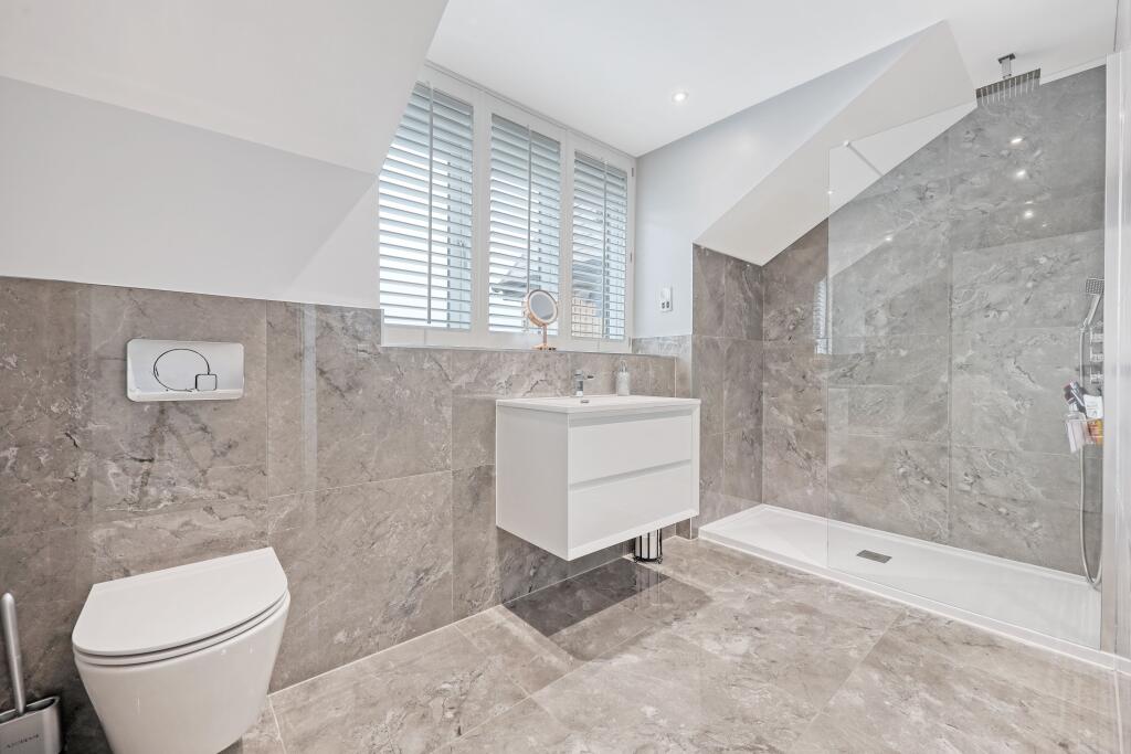 Bedroom Two En-Suite