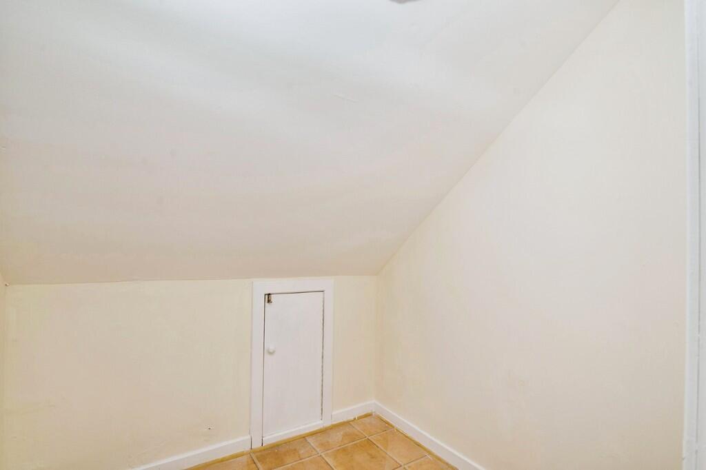 2748b961-4f33ebc6...