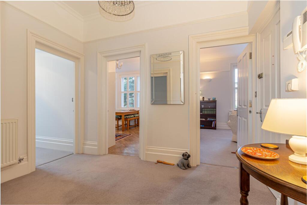 Hallway-1.jpg