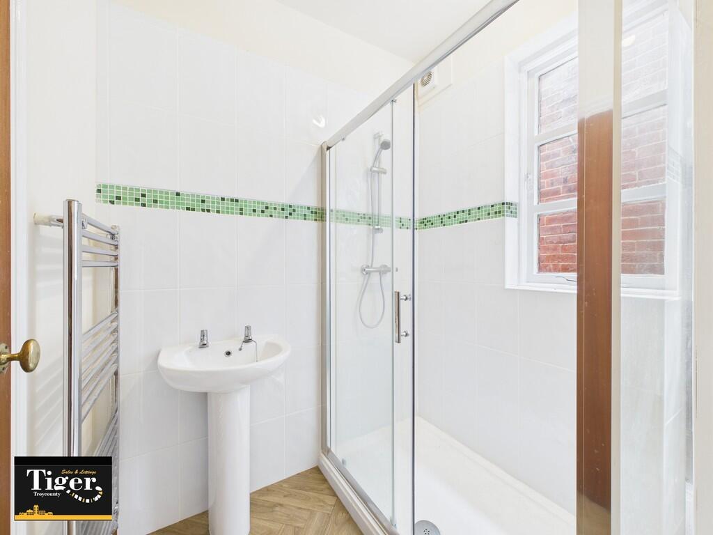 CAM03440G0-PR0332...