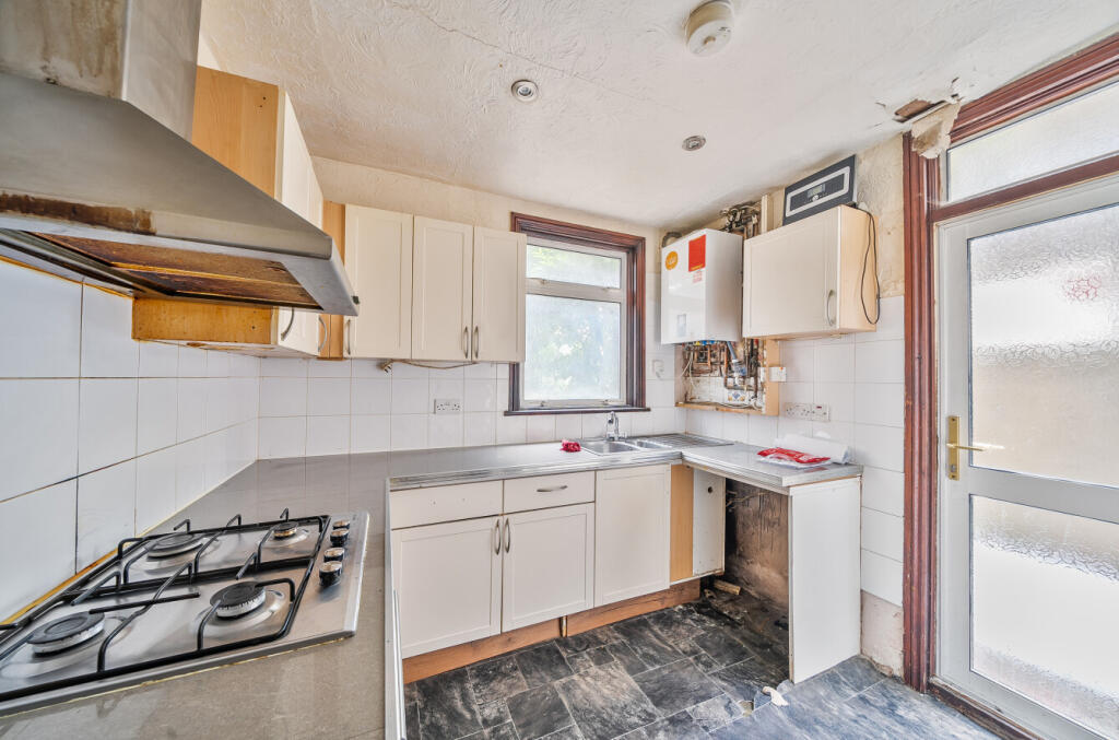 1300382-15-682f68...