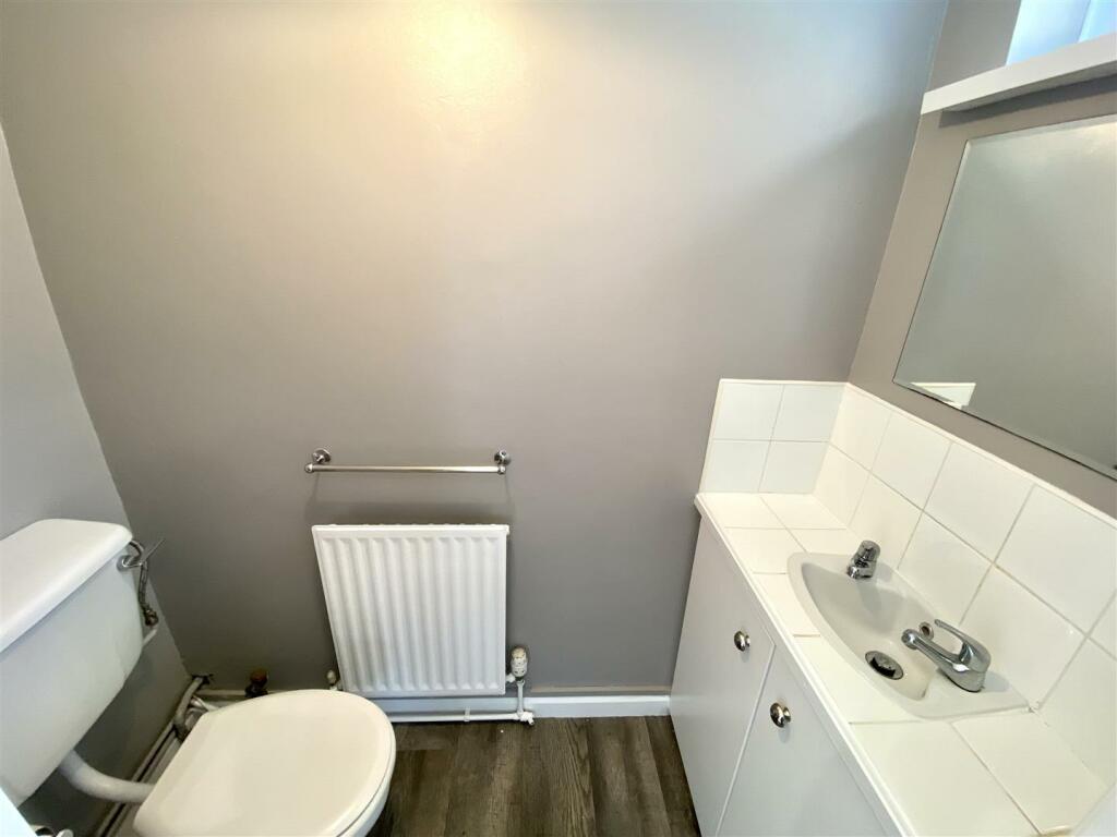 GROUND FLOOR WC