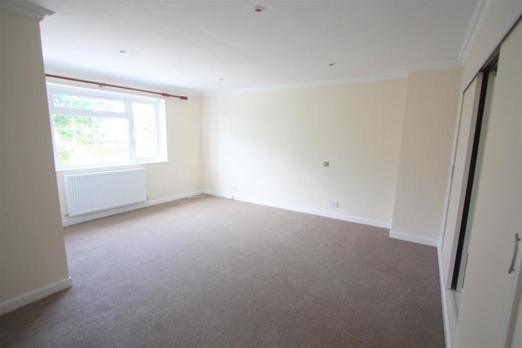 29 Billings Drive Bedroom 1