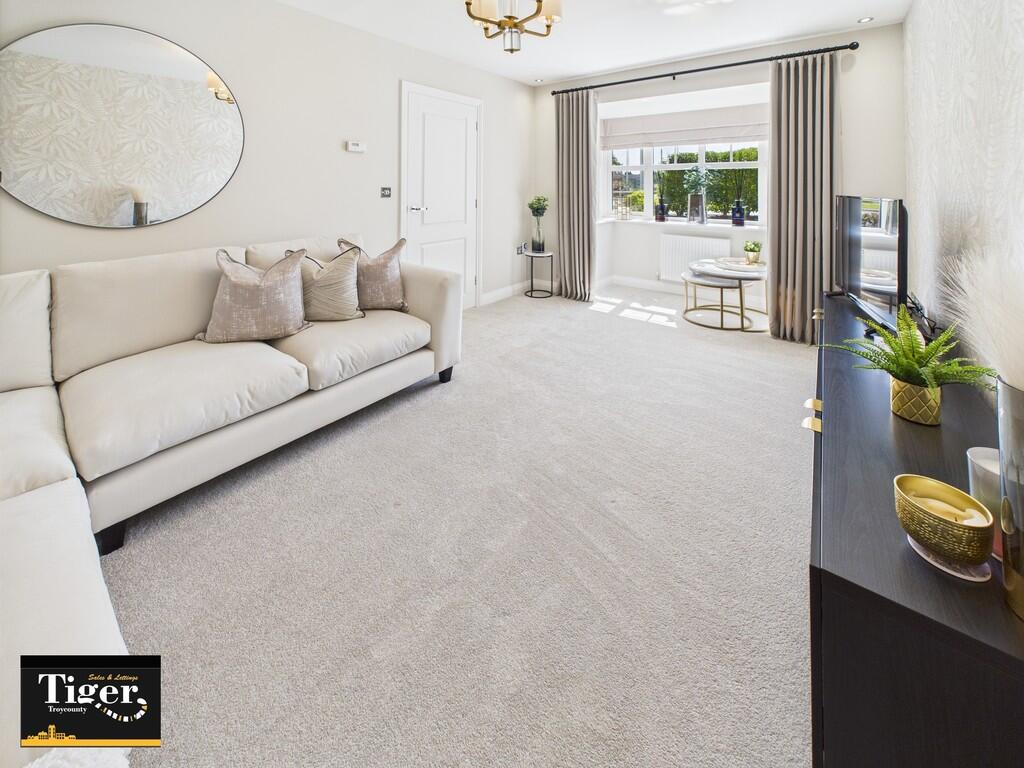 CAM02176G0-PR0661...