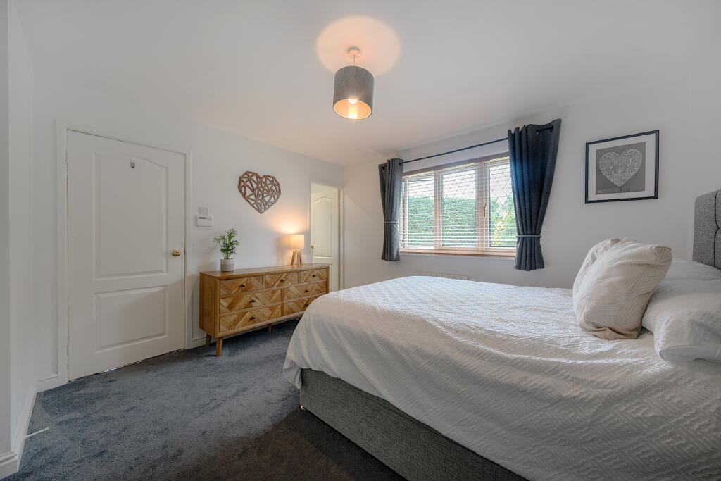 1311826-31-685adfcb242a6-ARW