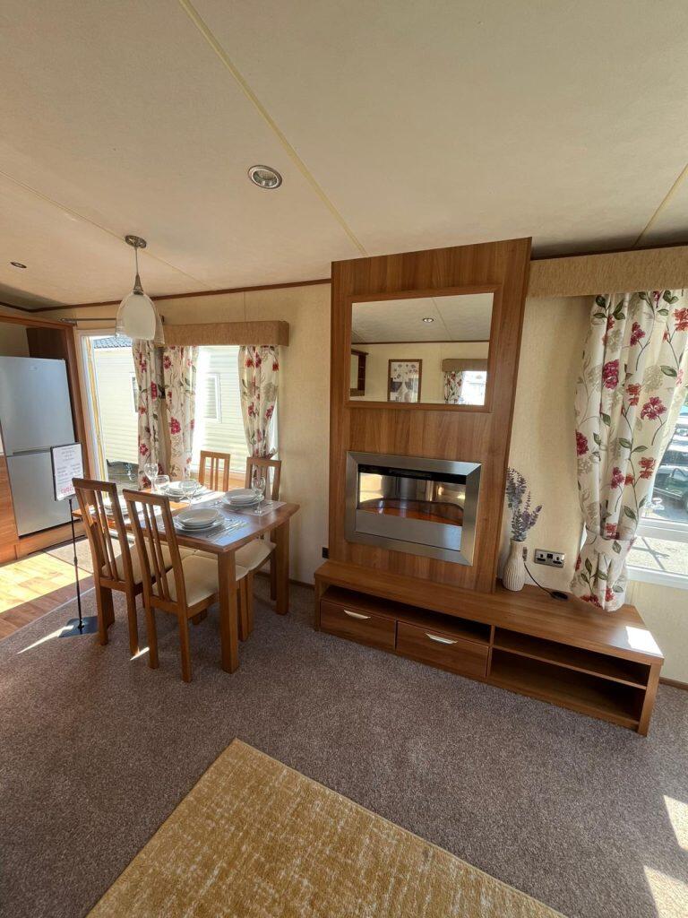 Whatsapp Image 2025 08 20 At 18.11.04 1121050a.jpg